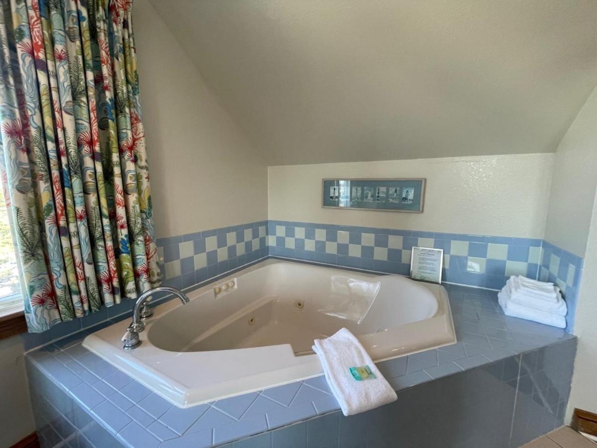 Pony Island Inn Ocracoke Εξωτερικό φωτογραφία